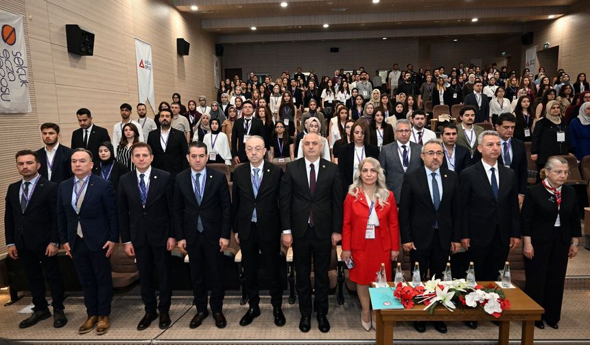 KSÜ, Eczacılık Kongresine Ev Sahipliği Yaptı!
