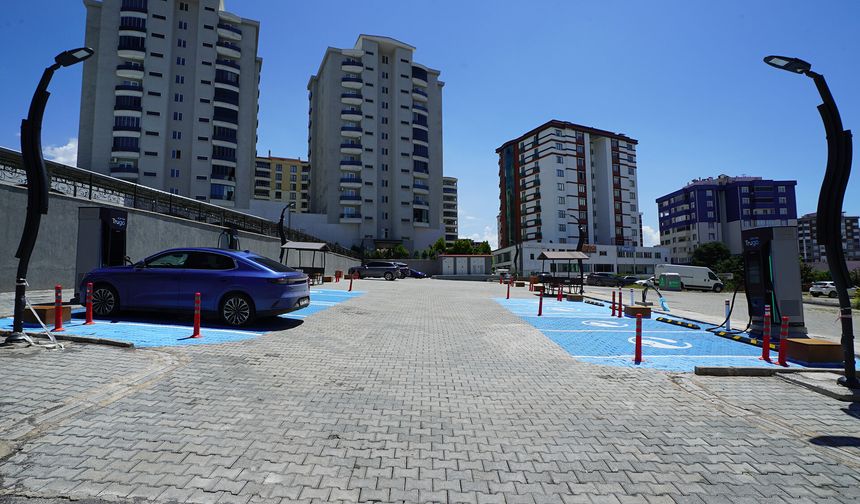 Solar Carport Sistemli Şarj İstasyonları Kahramanmaraş’ta Hizmete Girdi!