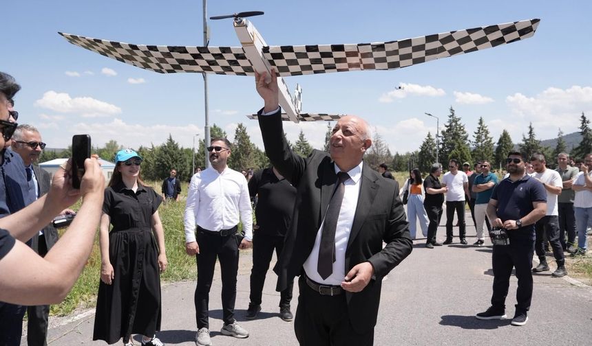 Kahramanmaraş’ta Öğrencilerin Yaptığı İHA Gökyüzüne Yükseldi!
