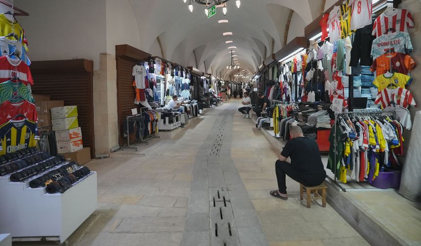 Kahramanmaraş’ta Asırlık Çarşıda Kepenkler Açıldı!