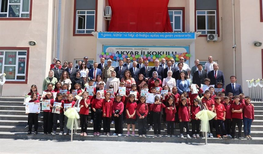 Vali Ünlüer, Akyar İlkokulu'nda Karne Sevincine Ortak Oldu!